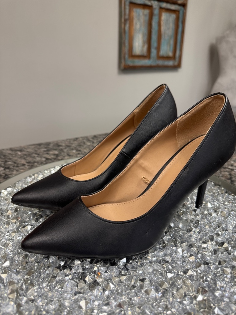 Old Navy Black Pointed-Toe High Heel Pumps 8